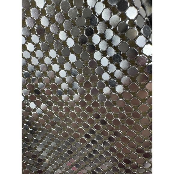 1970s Silver Metal‎ Mesh Disco Glam Evening Bag Vintage Kiss Lock Purse - Picture 6 of 9